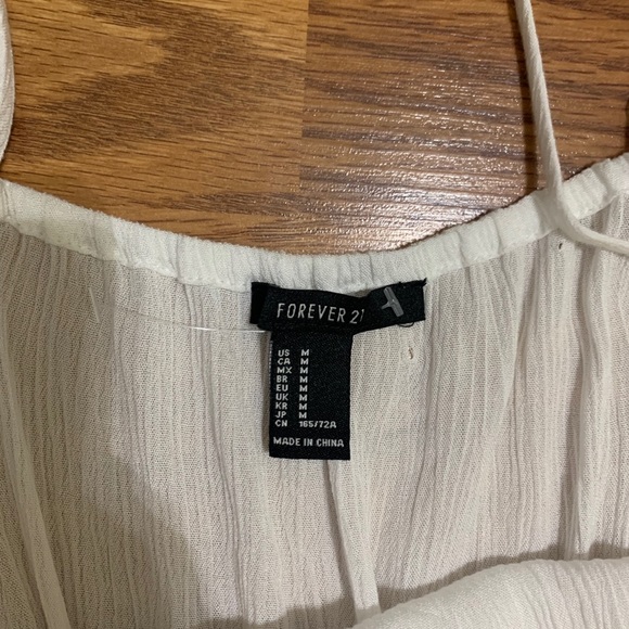 Forever 21 romper - Picture 2 of 2